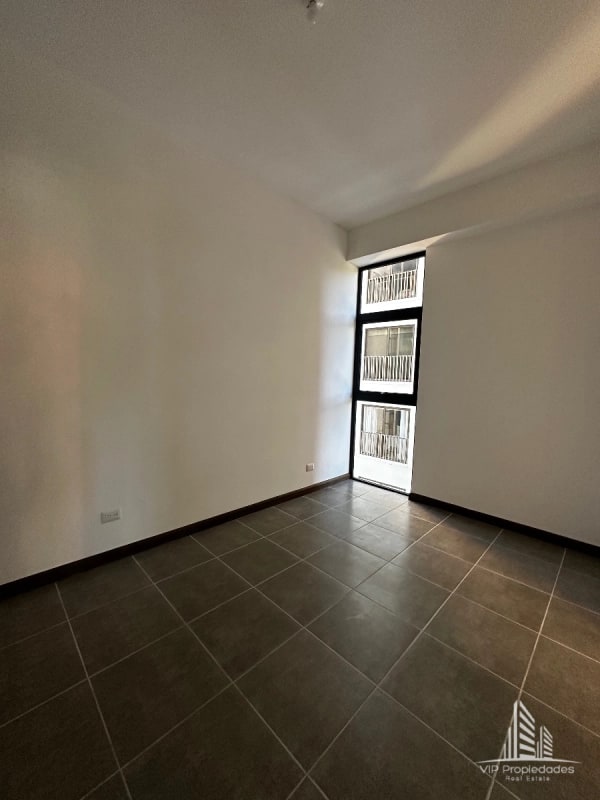 Apartamento en alquiler-Edificio Quince Esquina, Z.15 VHI - 7