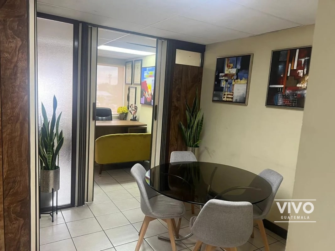 Se renta oficina en Torre Profesional, Z4, Q4000 - 2
