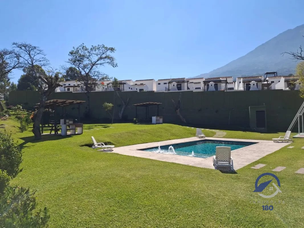 Casa en venta en Barrio Las Campanas, San Pedro Las Huertas, Sacatepéquez — Casa en Venta en San Pedro Sacatepéquez, Sacatepéquez — foto 3 de 15