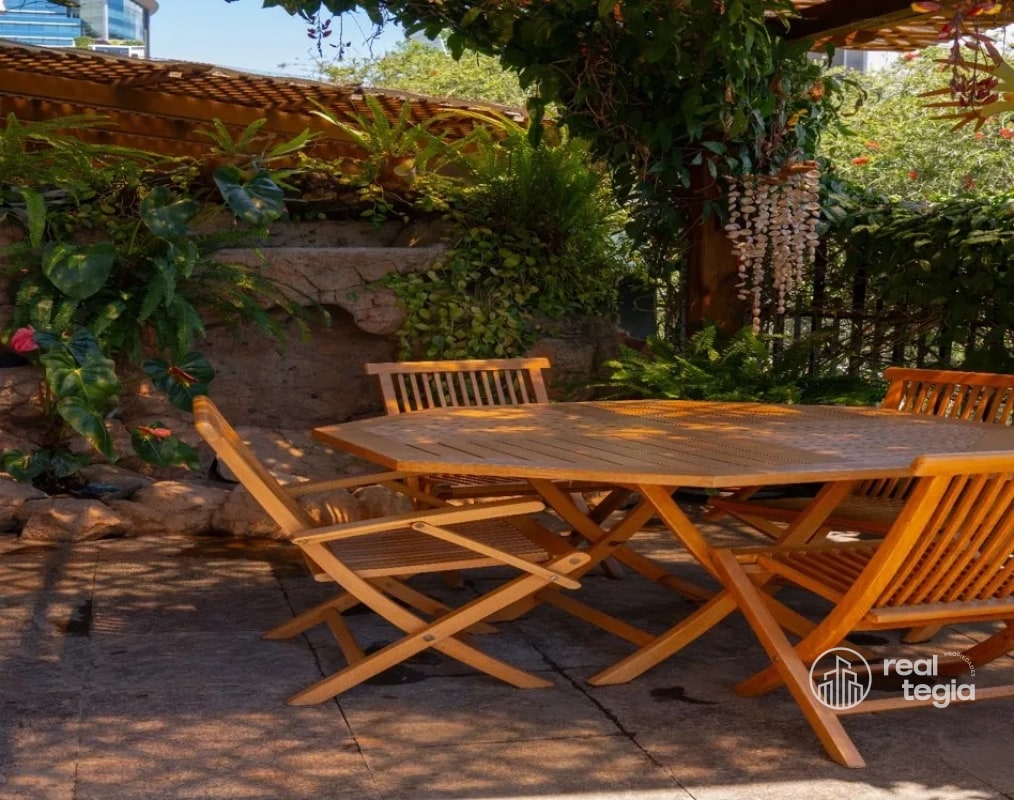 CASA EN VENTA ZONA 15 - 1
