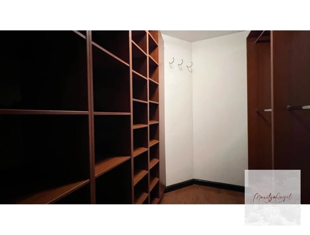 CASA EN VENTA ZONA 10. EL PRADO - 6