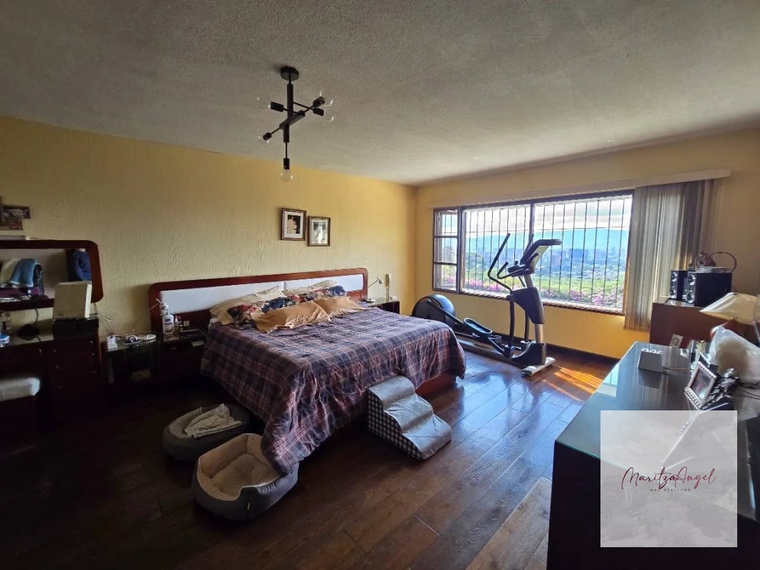 CASA EN VENTA EN ZONA 16 - 2