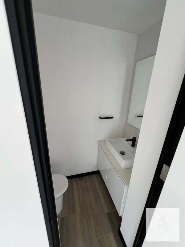 Apartamento moderno tipo estudio en RENTA, zona 16 - 8