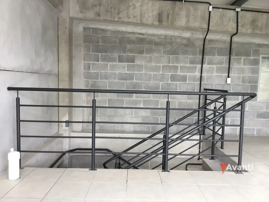 VENDO BODEGA ZONA 4 MIXCO, DENTRO DE COMPLEJO — Bodega / Ofibodega en Venta en Zona 4 Mixco, Guatemala, Ciudad — foto 13 de 15