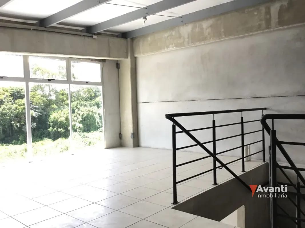 VENDO BODEGA ZONA 4 MIXCO, DENTRO DE COMPLEJO — Bodega / Ofibodega en Venta en Zona 4 Mixco, Guatemala, Ciudad — foto 12 de 15