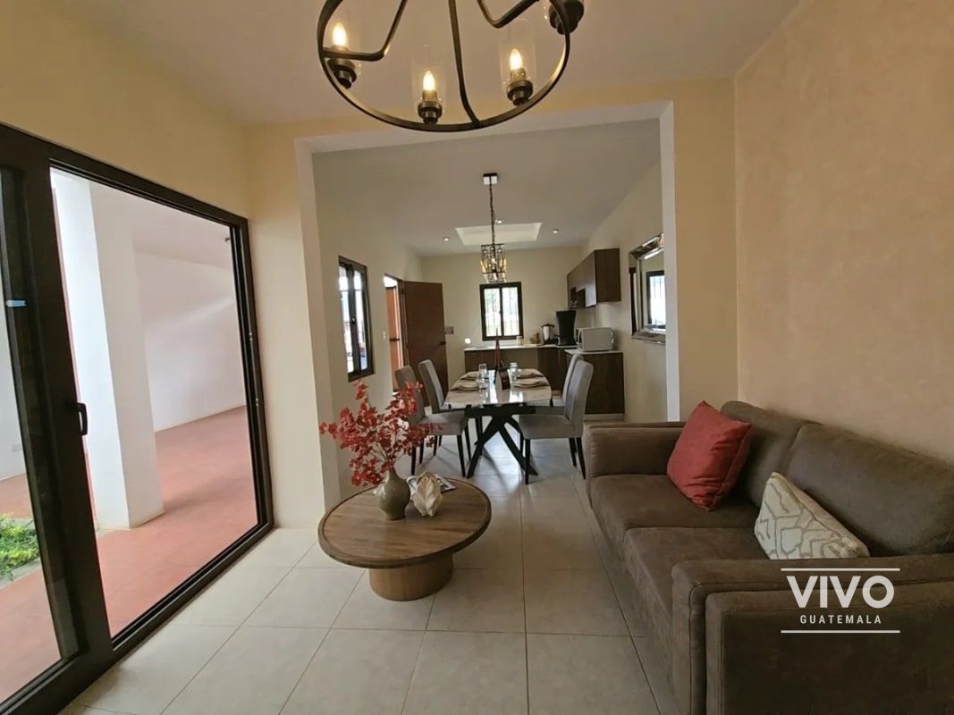 Se renta casa, Paseo San Lorenzo, Antigua GT, 5 hab, $1200 - 9
