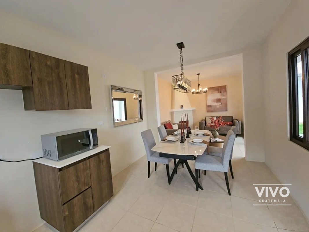 Se renta casa, Paseo San Lorenzo, Antigua GT, 5 hab, $1200 - 8