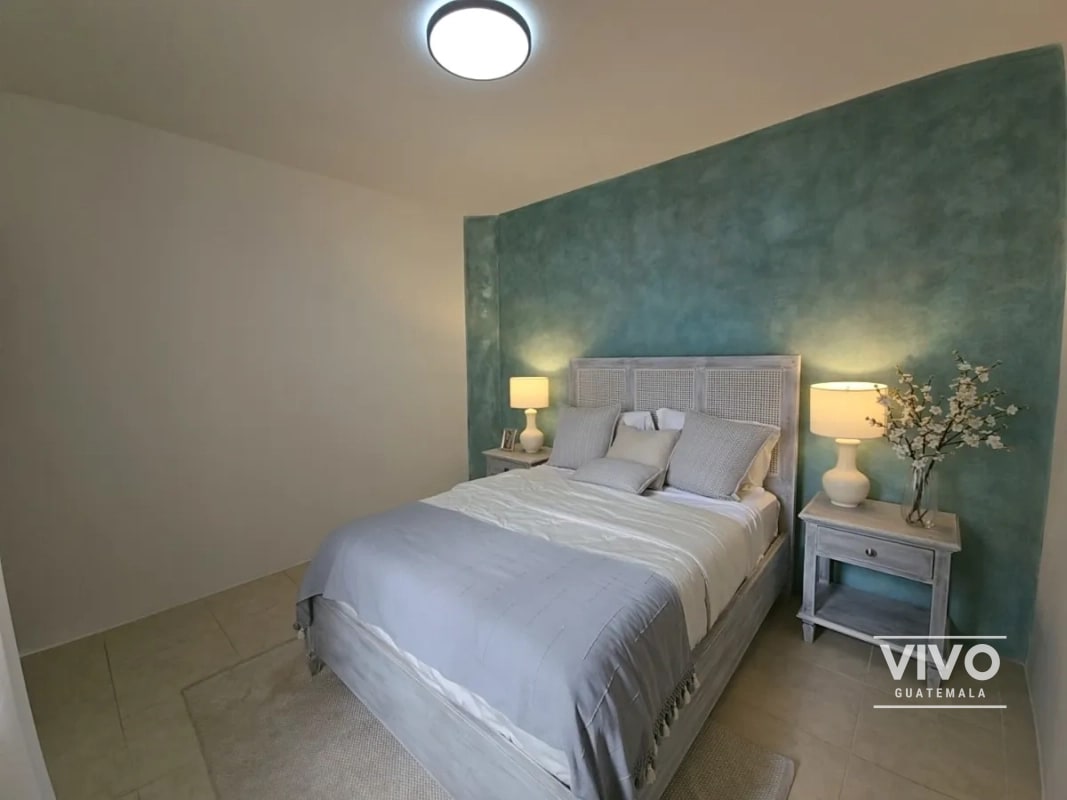 Se renta casa, Paseo San Lorenzo, Antigua GT, 5 hab, $1200 - 7