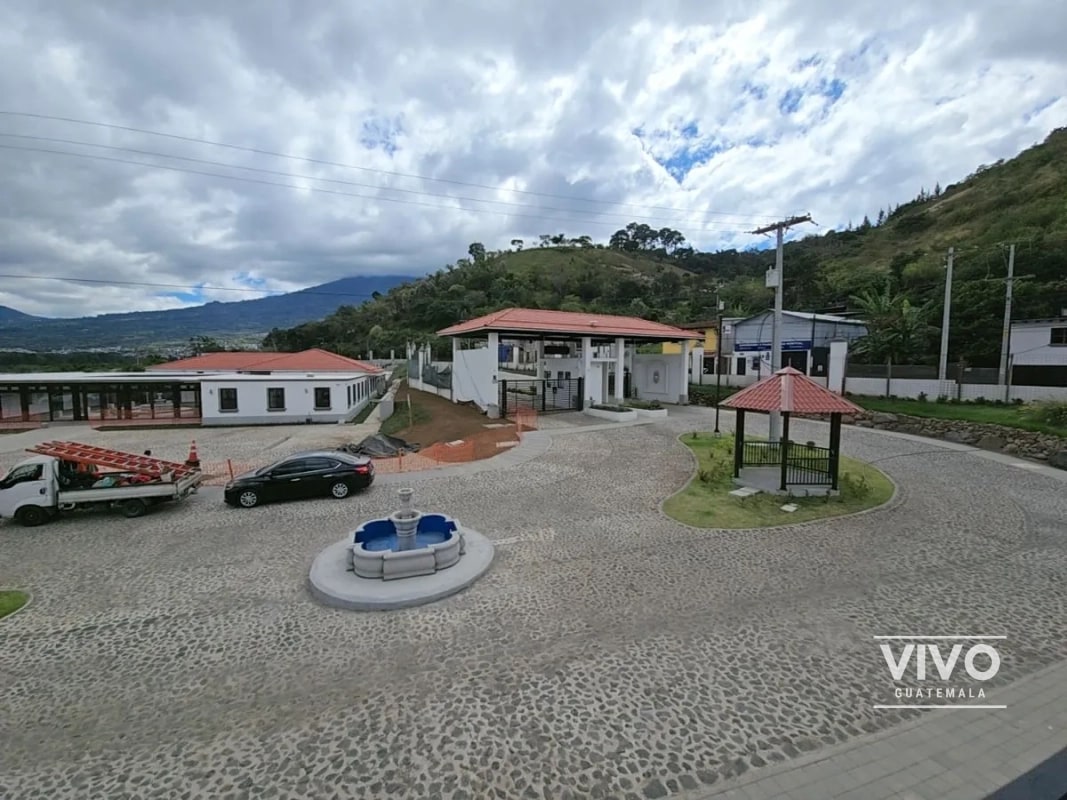 Se renta casa, Paseo San Lorenzo, Antigua GT, 5 hab, $1200 - 1