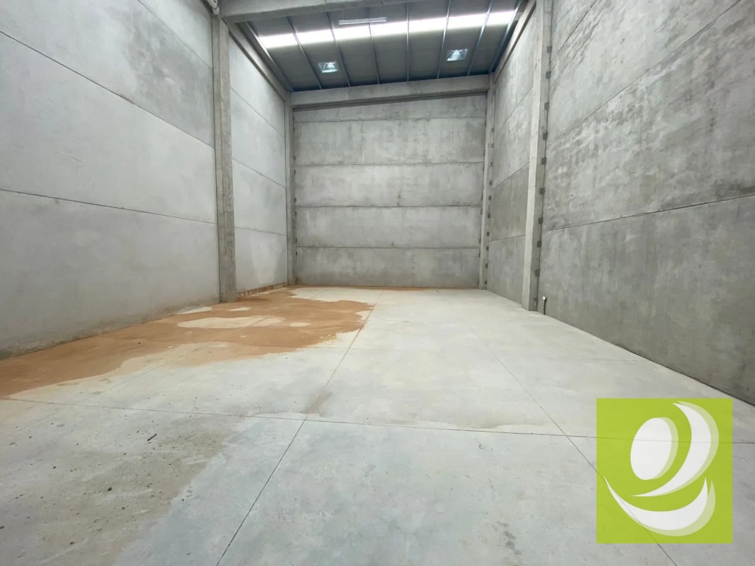 Ofibodega en Renta Zona 4 Mixco - 3