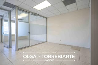 Oficina en Zona Pradera, Zona 10 — Oficina en Alquiler en Zona Pradera, Zona 10, Guatemala, Ciudad — miniatura 7 de 16
