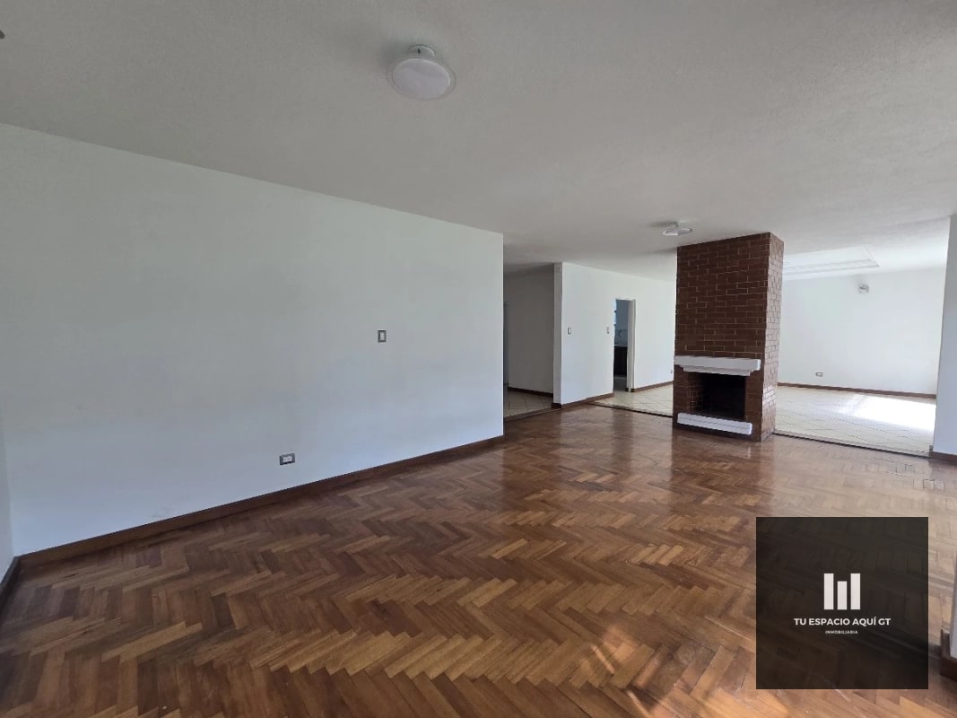 Oportunidad en Vista Hermosa 3, Hermosa Casa con amplio Jardín - 8