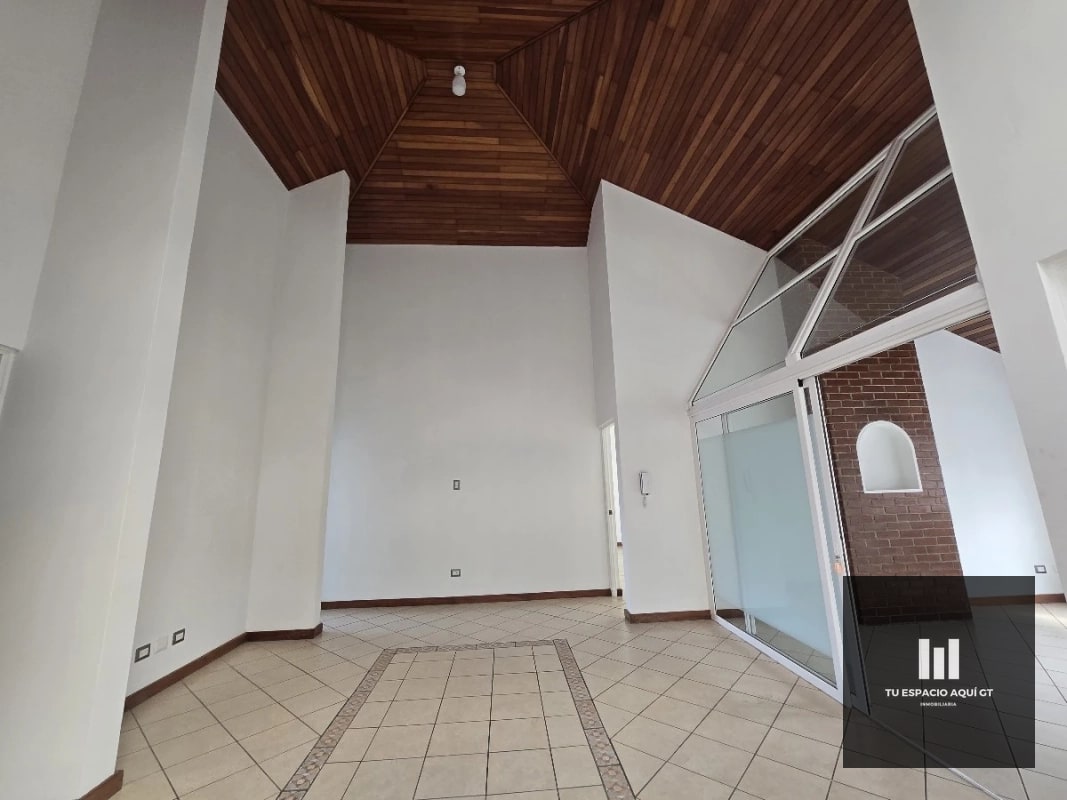 Oportunidad en Vista Hermosa 3, Hermosa Casa con amplio Jardín - 5