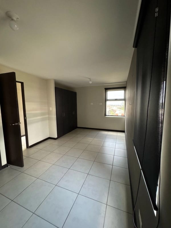 VENTA DE APARTAMENTO EN CONDADO NARANJO/ALEGRIA/Z.4 MIXCO — Apartamento en Venta en Condado Naranjo, Zona 4 Mixco, Guatemala, Ciudad — foto 11 de 16