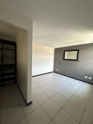VENTA DE APARTAMENTO EN CONDADO NARANJO/ALEGRIA/Z.4 MIXCO — Apartamento en Venta en Condado Naranjo, Zona 4 Mixco, Guatemala, Ciudad — miniatura 7 de 16