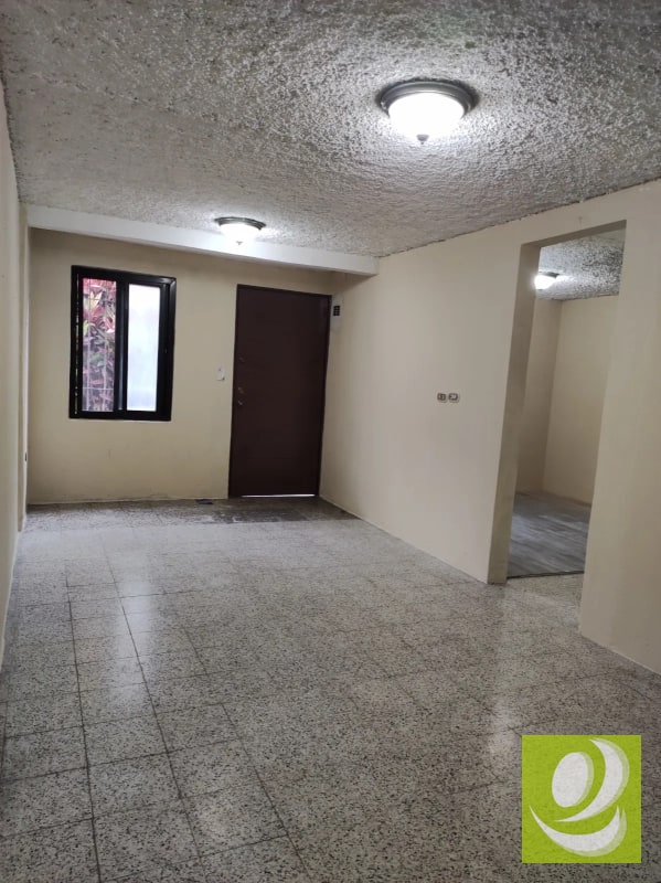 CASA EN VENTA EN ZONA 18 KM 6 CARRETERA AL ATLANTICO - 7