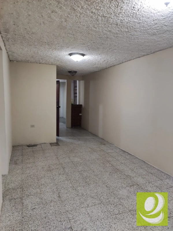 CASA EN VENTA EN ZONA 18 KM 6 CARRETERA AL ATLANTICO - 6