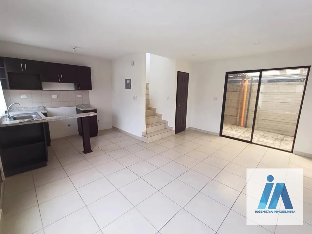 TOWNHOUSE EN ALQUILER -, 📍Villas de San José, San José Pinula | Ubicación segura y ambiente tranquilo en sector residencial. — Casa en Alquiler en San José Pinula, Carretera a El Salvador, Guatemala, Ciudad — foto 9 de 9