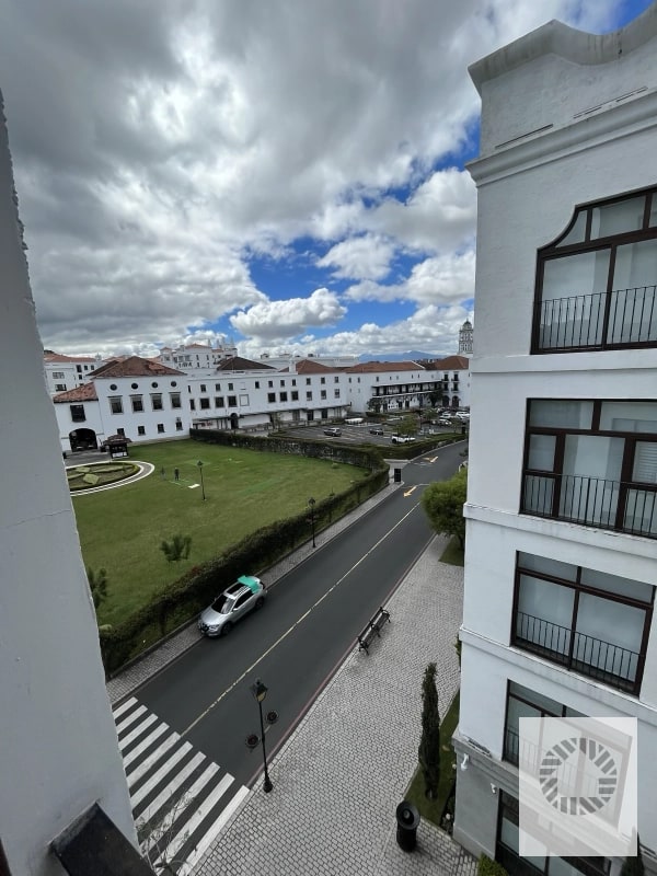 RENTO APARTAMENTO AMUEBLADO LIRIOS DE CAYALA, ZONA 16 - 1