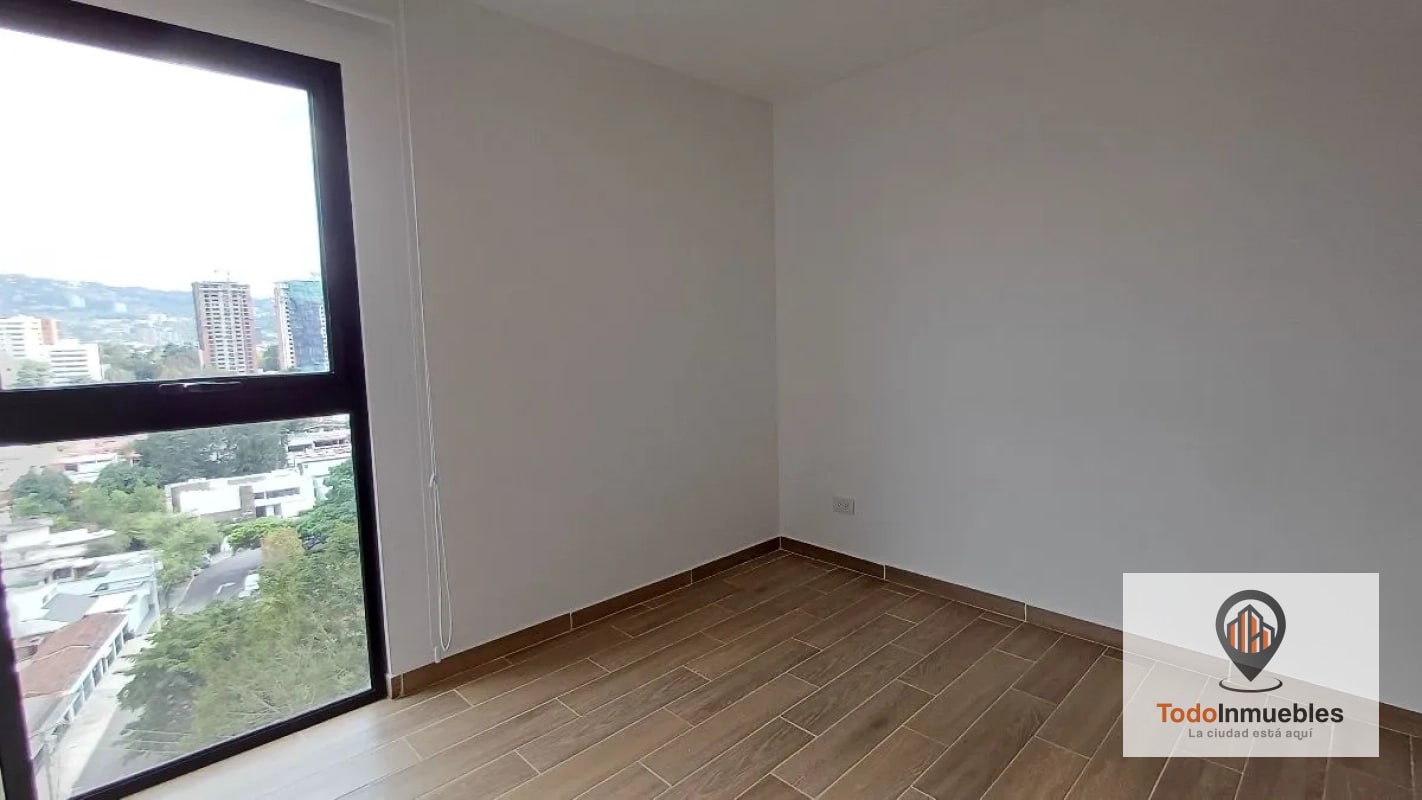 Apartamento en Renta en Parque 14 - 10