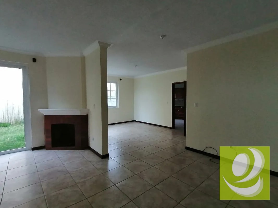 Casa en venta ENTREVERDES - 11