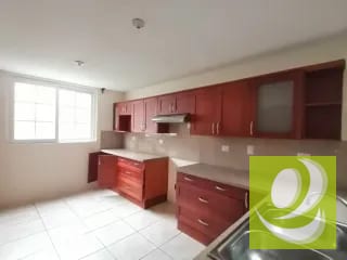 Casa en venta ENTREVERDES — Casa en Venta en Carretera a El Salvador, Guatemala, Ciudad — miniatura 11 de 12