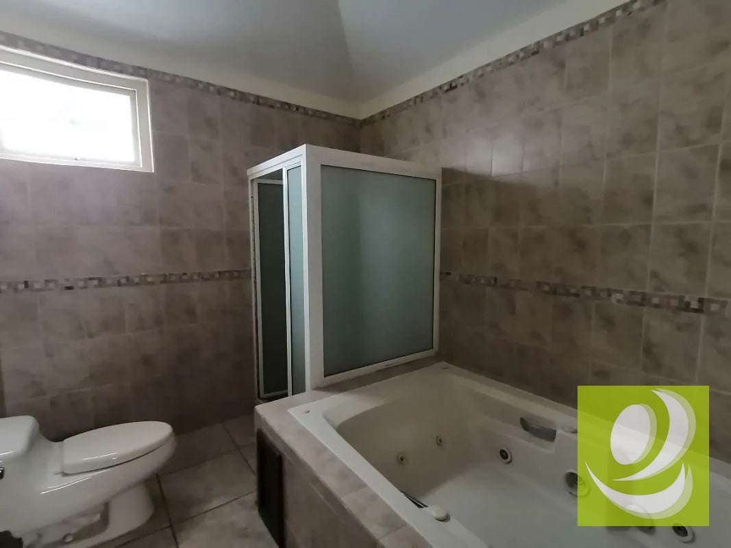 Casa en venta ENTREVERDES - 7
