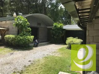 Casa en amplio terreno fuera de garita en zona 16 — Casa en Venta en Zona 16, Guatemala, Ciudad — miniatura 2 de 8