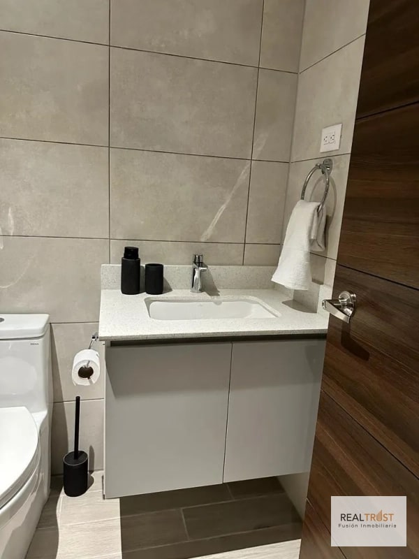 Apartamento amueblado zona 10 - 9