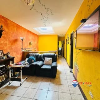 CASA EN COND. SANTA BARBARA, SAN CRISTÓBAL — Casa en Venta en Zona 8 Mixco, Guatemala, Ciudad — miniatura 9 de 10