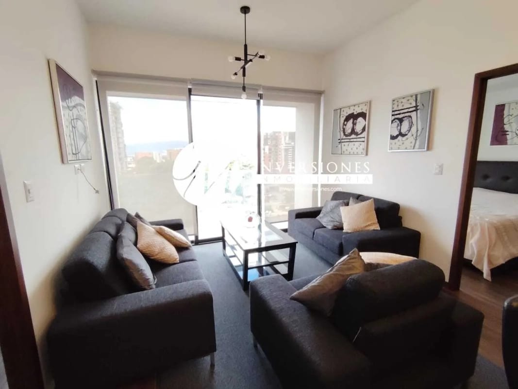 apartamento en venta en zona 10 - Image 1