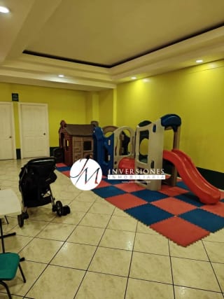 casa en venta en zona 10 — Apartamento en Venta en Zona 10, Guatemala, Ciudad — miniatura 2 de 13