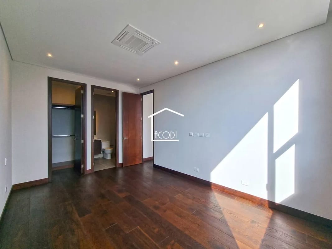 Apartamento amueblado en zona 14 — Apartamento en Venta en Zona 14, Guatemala, Ciudad — foto 5 de 6