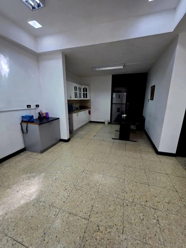 OFICINA EN RENTA ZONA 13, CIUDAD CAPITAL — Oficina en Alquiler en Zona 13, Guatemala, Ciudad — foto 9 de 15