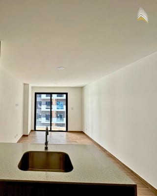 Apartamento Ave Las Américas — Apartamento en Venta en Zona 14, Guatemala, Ciudad — miniatura 3 de 8