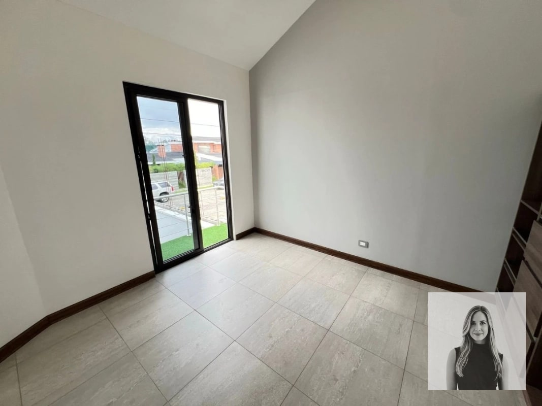 VENTA CASA CON APTO/ CARR. SJP/ LOS MANANTIALES — Casa en Venta en Carretera a El Salvador, Guatemala, Ciudad — foto 6 de 13