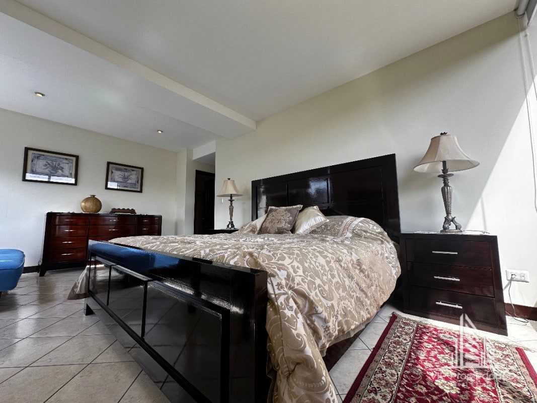 Milenia zona 10, Apartamento en venta - 10