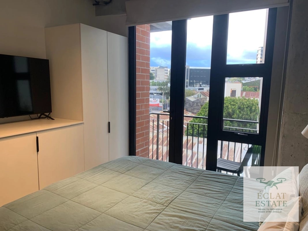 Apartamento amueblado en zona 4 - 4