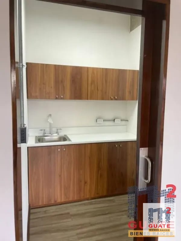 Oficina en Renta, Zona 10 — Oficina en Alquiler en Zona 10, Guatemala, Ciudad — foto 6 de 12
