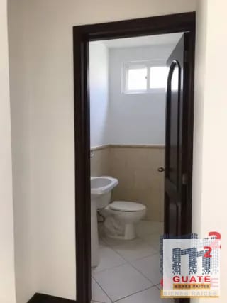 Casa en condominio en Renta, Fraijanes — Casa en Alquiler en Carretera a El Salvador, Guatemala, Ciudad — miniatura 13 de 16