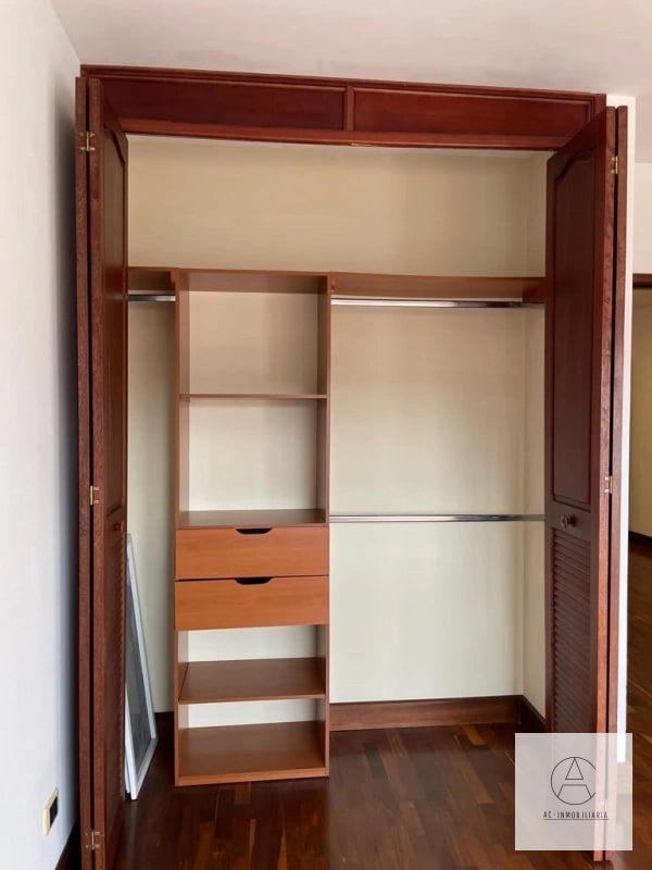 Apartamento en renta en Oakland, zona 10 - 14