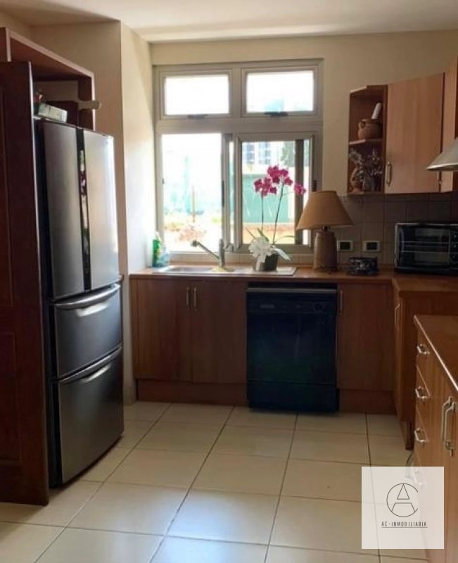 Apartamento en renta en Oakland, zona 10 - 12