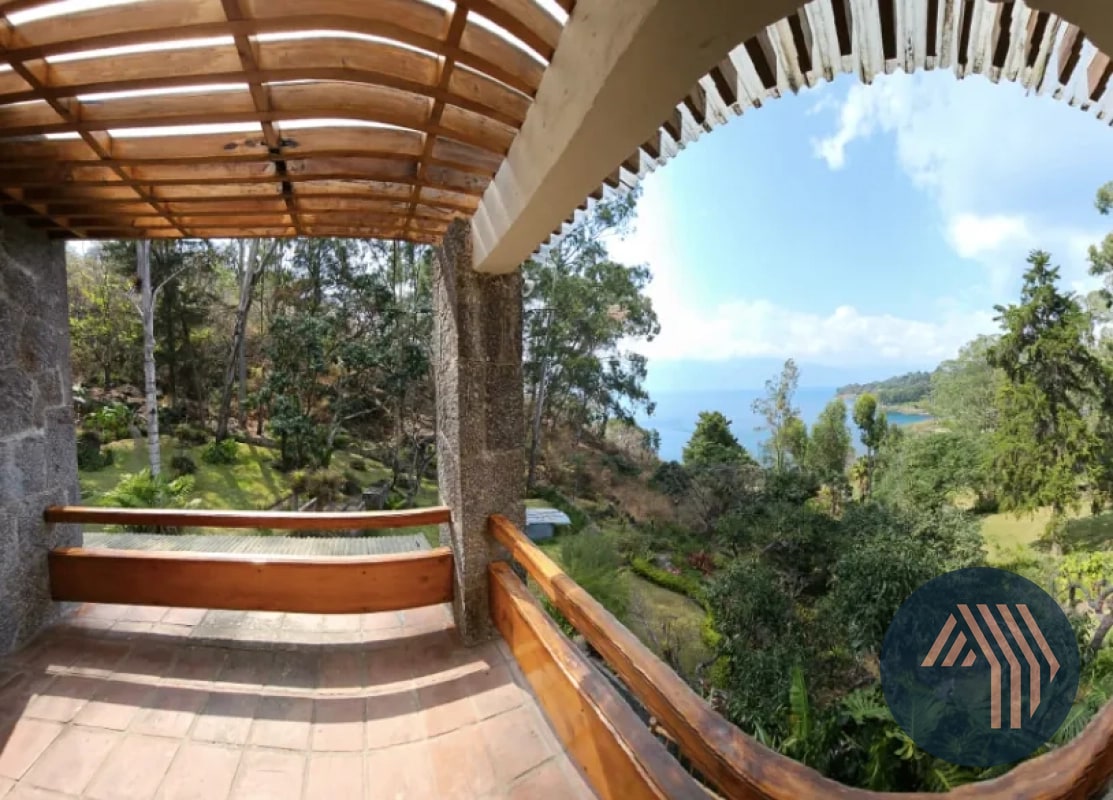 ALQUILER DE HERMOSA CASA FRENTE A LAGO ATITLÁN - CERRO DE ORO - 9