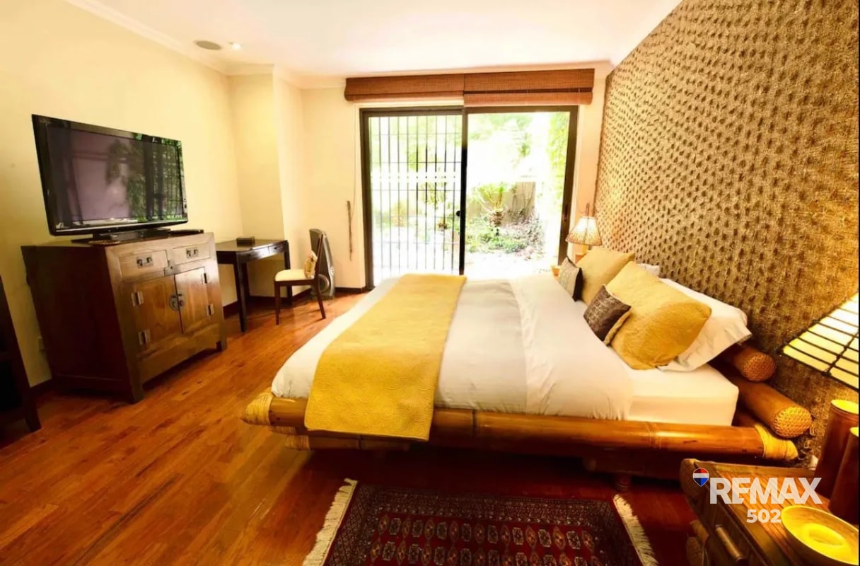 APARTAMENTO CON JARDÍN - ZONA 14 — Apartamento en Venta en Plenum 14, Zona 14, Guatemala, Ciudad — foto 11 de 12