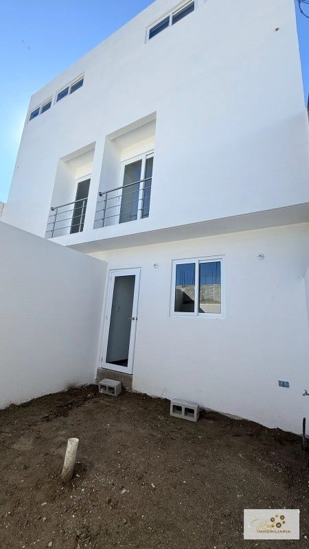 🏡 Casa para Estrenar en Venta – Zona 16, Hacienda Real - 15