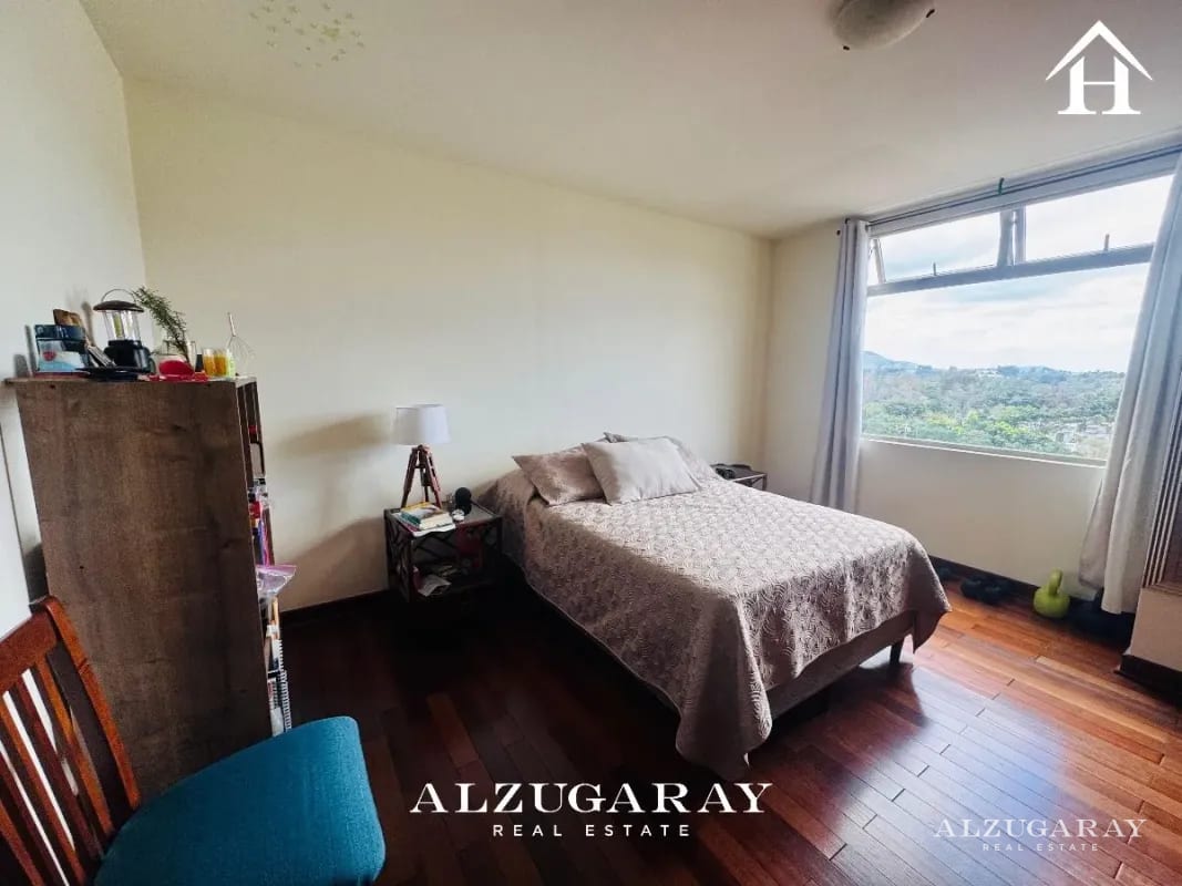 APTO. AMPLIO C/ VISTA -3 HAB. / EDIFICIO Z. 14 — Apartamento en Venta en Zona 14, Guatemala, Ciudad — foto 6 de 12