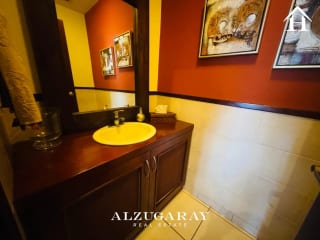 APTO. AMPLIO C/ VISTA -3 HAB. / EDIFICIO Z. 14 — Apartamento en Venta en Zona 14, Guatemala, Ciudad — miniatura 5 de 12