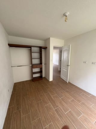 Casa en Venta Km. 25 Carretera a El Salvardor — Casa en Venta en km 21-25, Carretera a El Salvador, Guatemala, Ciudad — miniatura 9 de 15