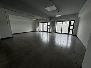 VENTA 2 OFICINA EDIFICIO ASCEND ZONA 9 — Oficina en Venta en Zona 9, Guatemala, Ciudad — miniatura 4 de 8