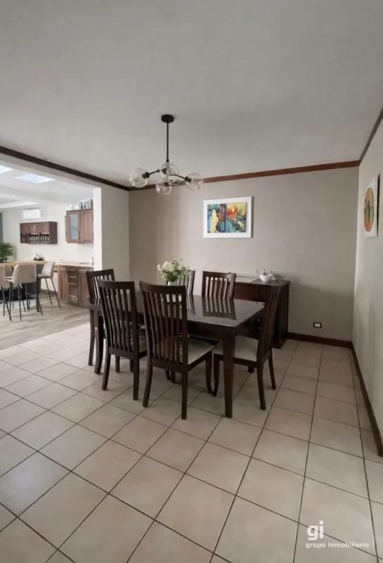 Linda casa con 5 dormitorios en z16 dentro de condominio — Casa en Venta en Zona 16, Guatemala, Ciudad — foto 6 de 6